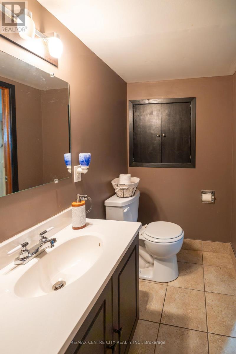 366 HUDSON DRIVE - 37
