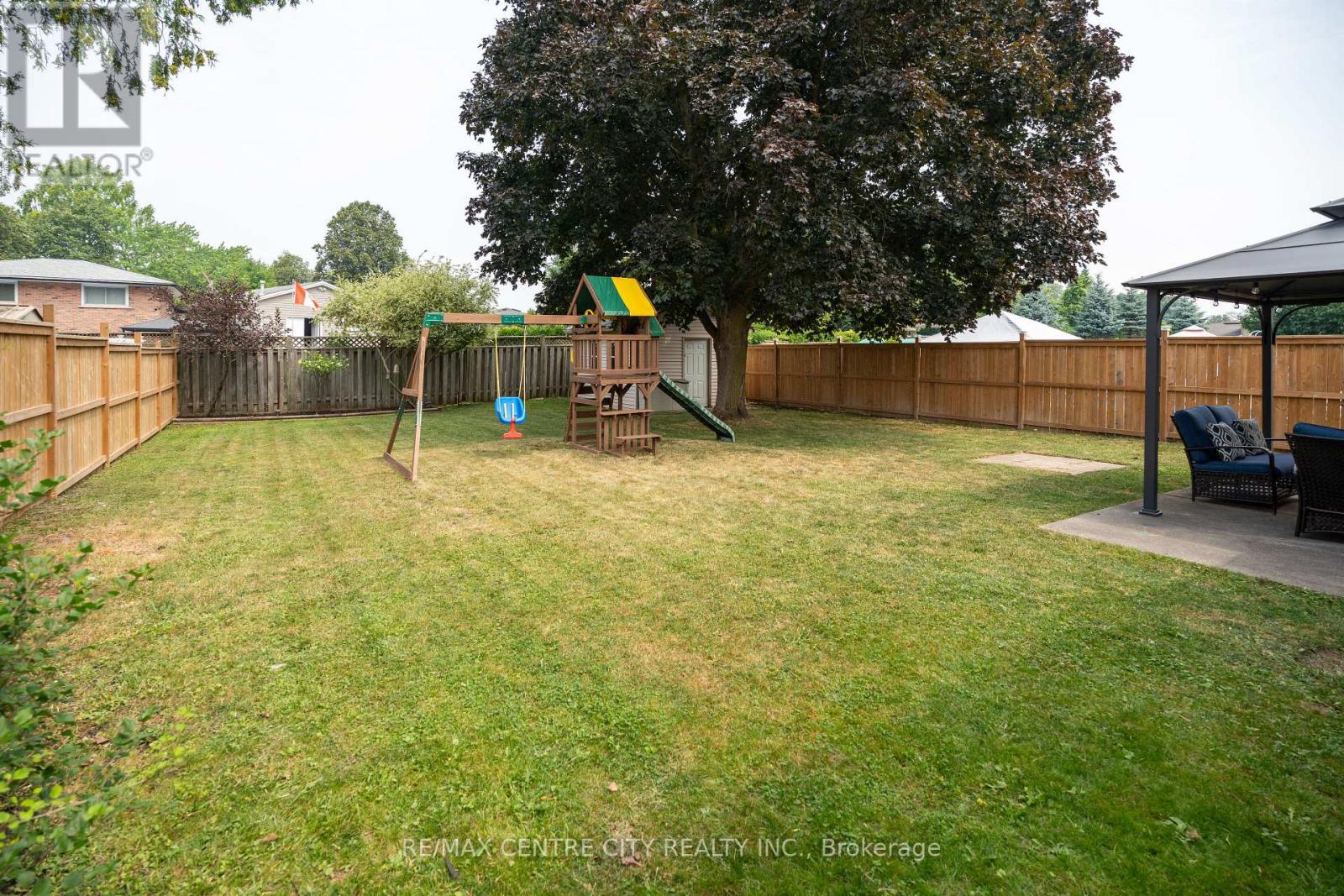 366 HUDSON DRIVE - 41