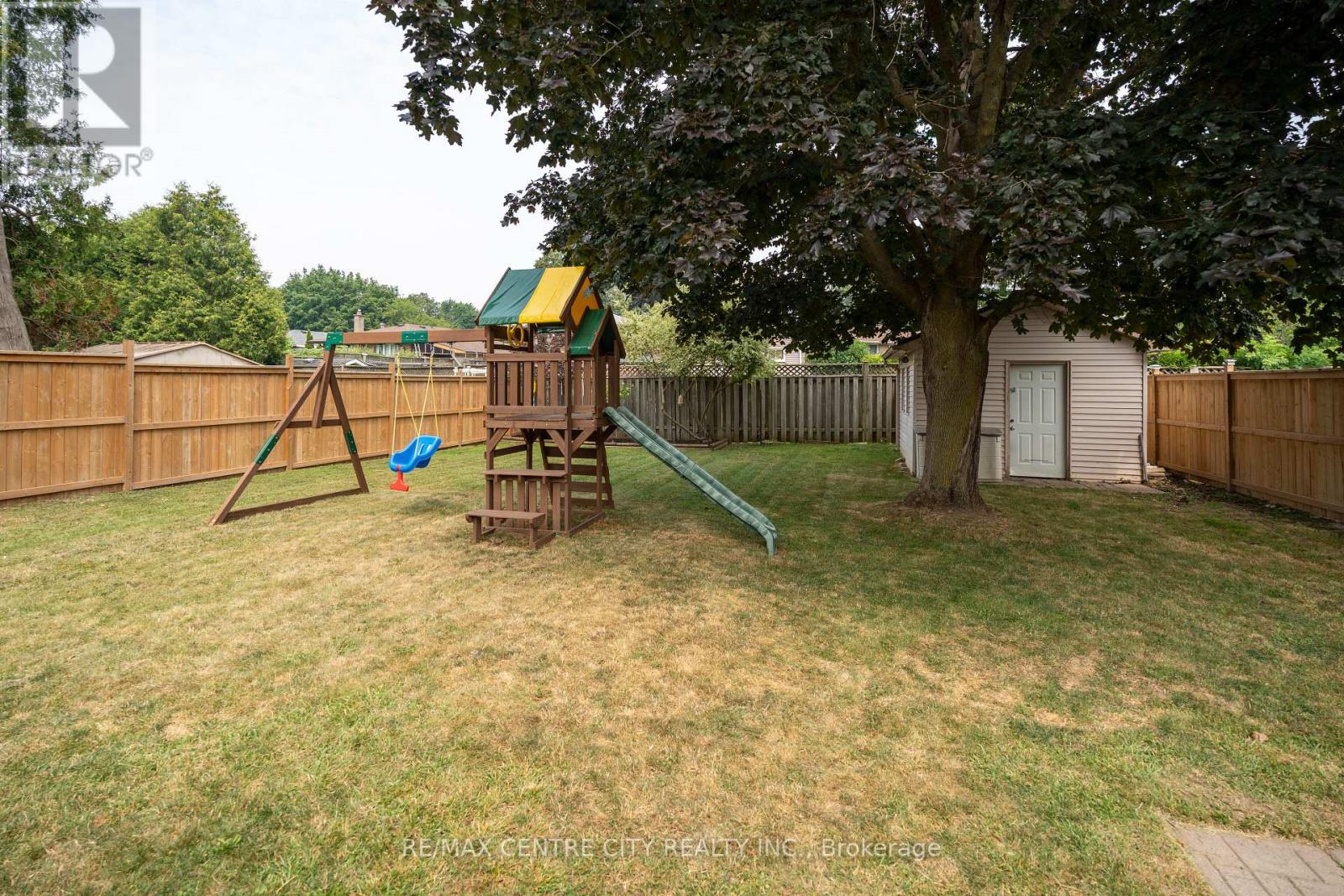 366 HUDSON DRIVE - 42