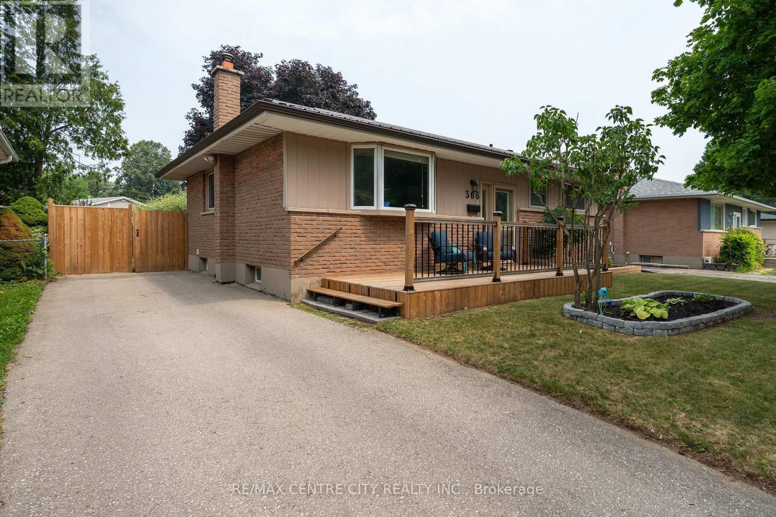 366 HUDSON DRIVE - 5