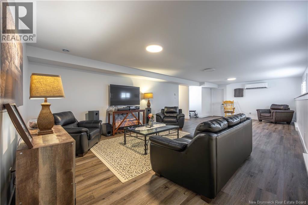 25 Merlin Drive - 27