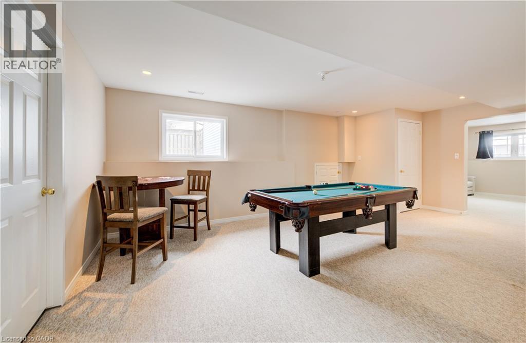 460 KING Street E - 32