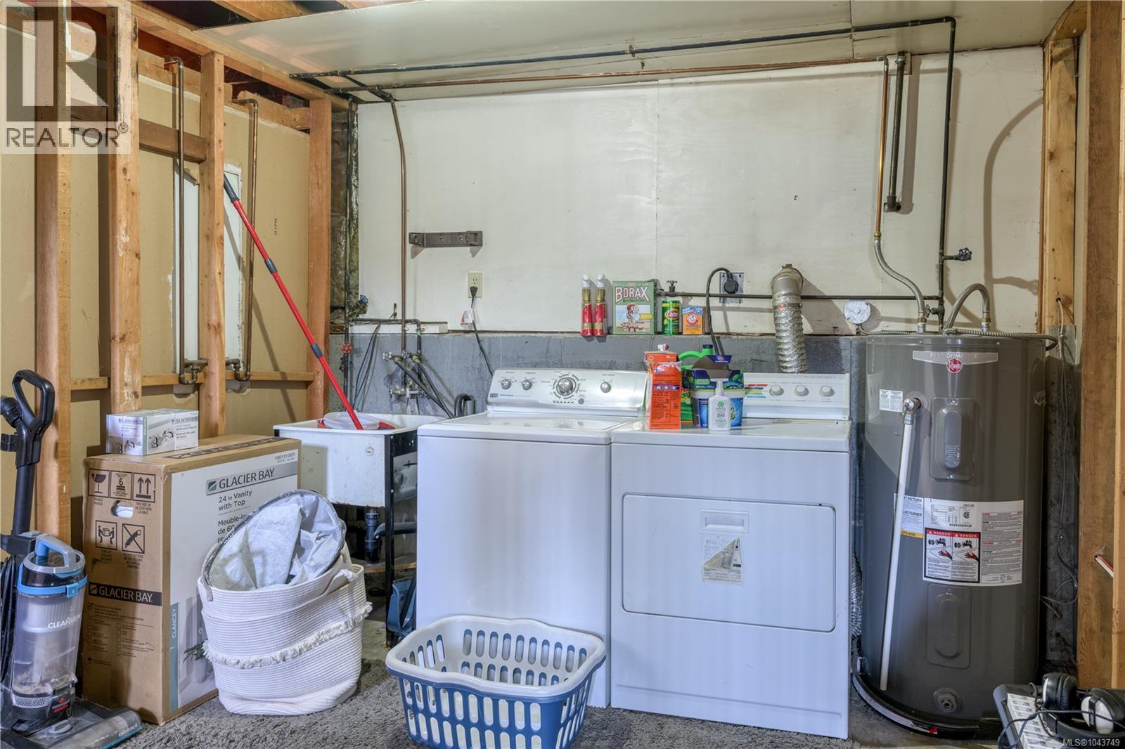 978 Rupert Ave - 27