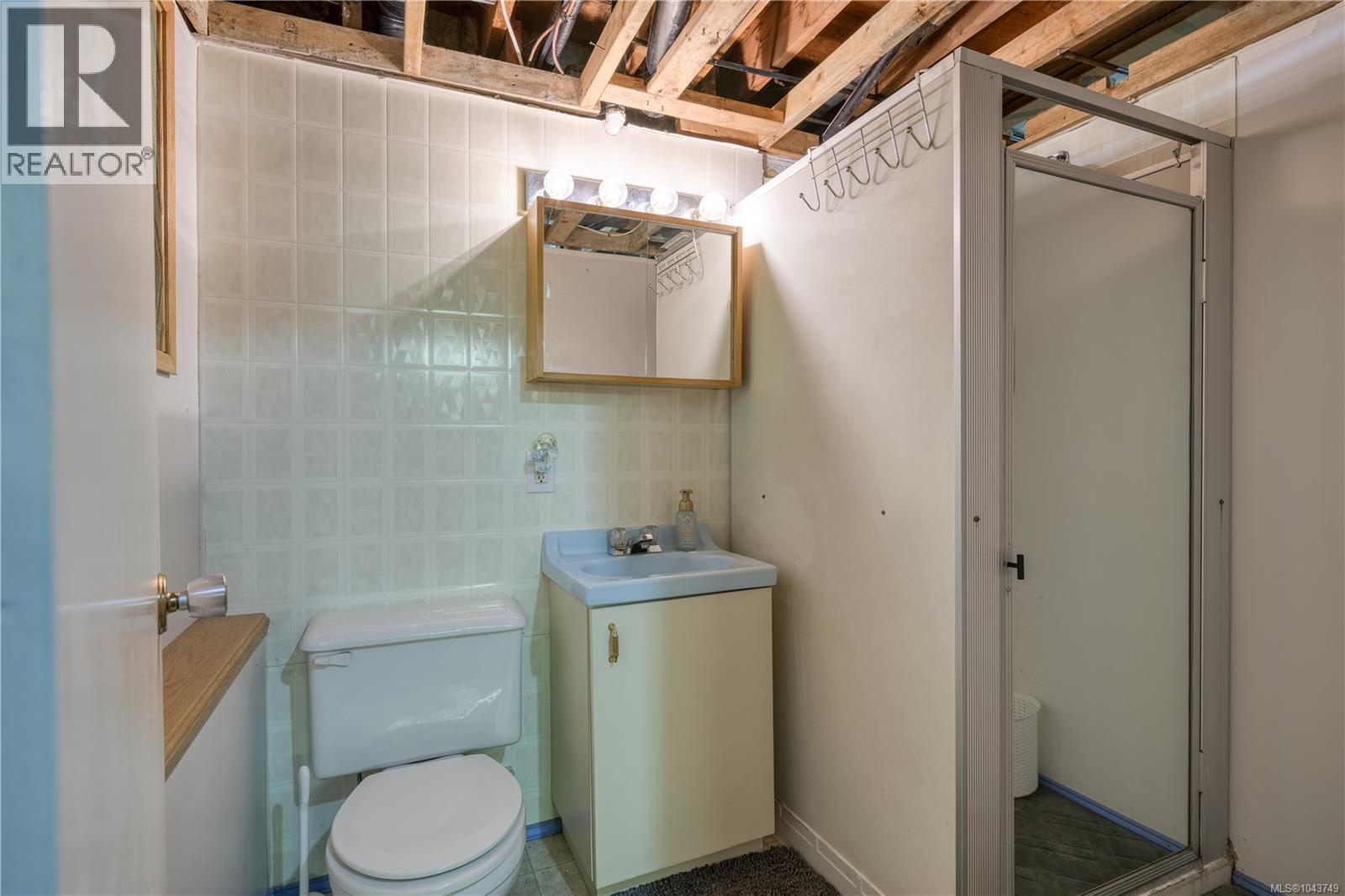 978 Rupert Ave - 28
