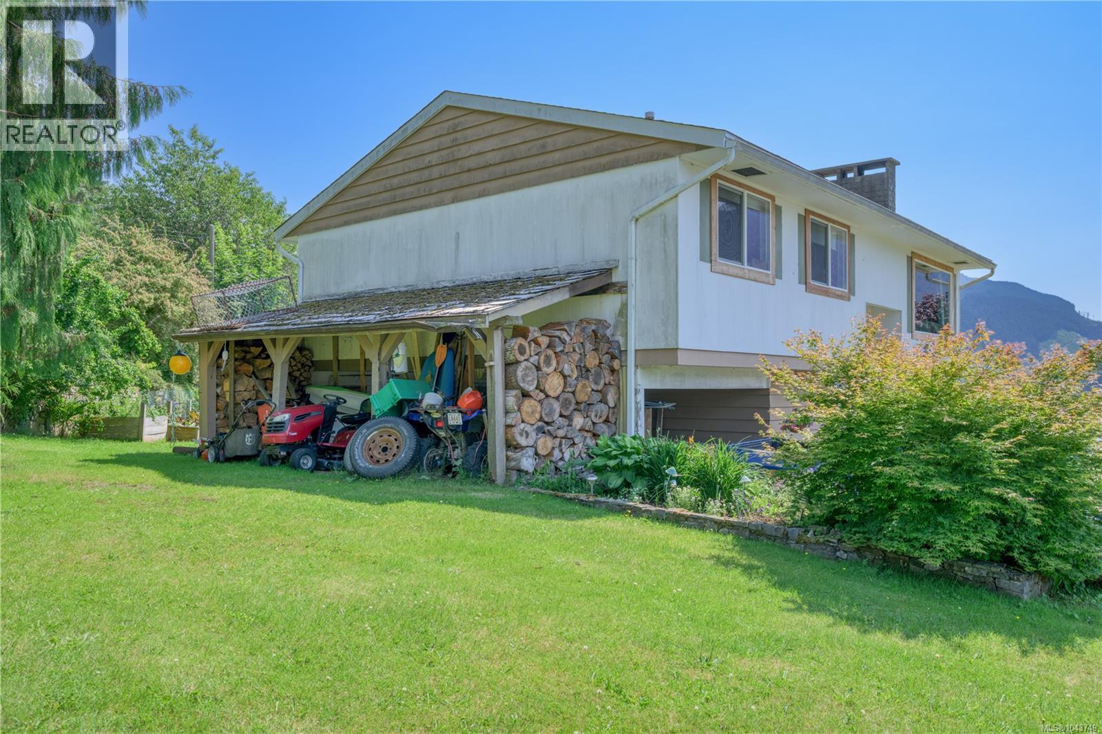 978 Rupert Ave - 38