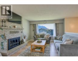 978 Rupert Ave, Port Alice, BC V0N2N0 Photo 14