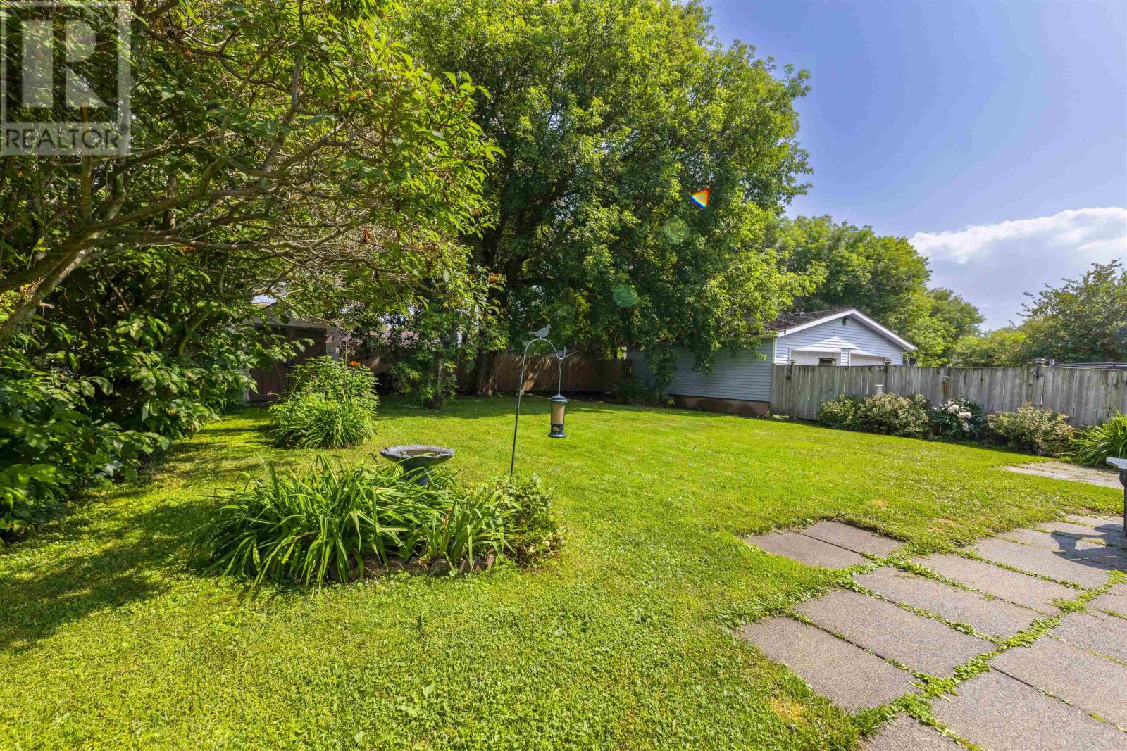 79 ALGONQUIN AVE S - 35
