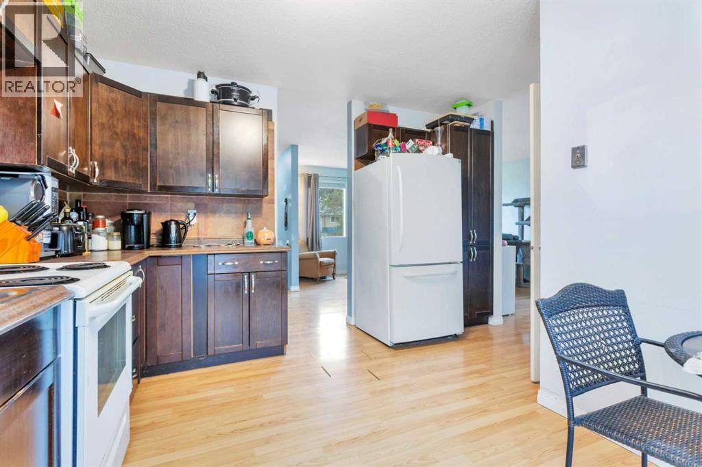 32 Otterbury Avenue - 11