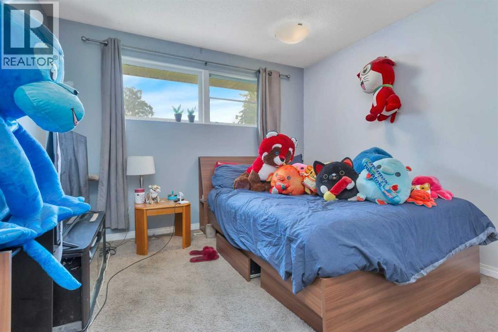 32 Otterbury Avenue - 21