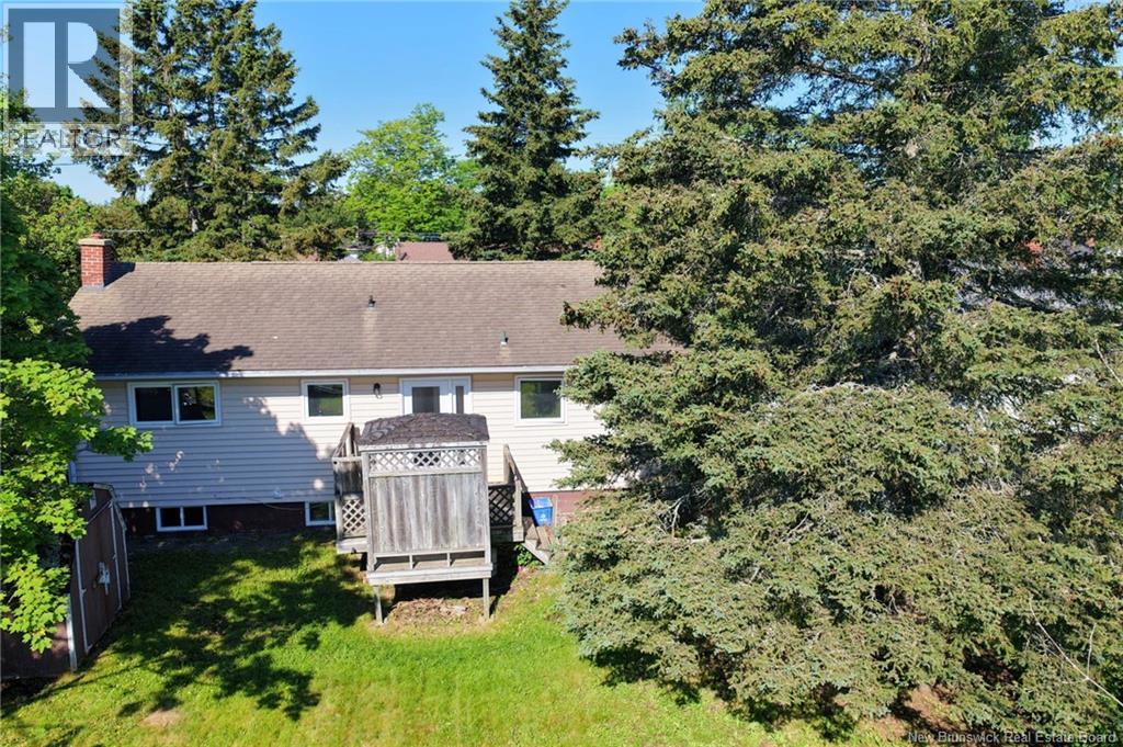 201 Sumner Avenue - 4