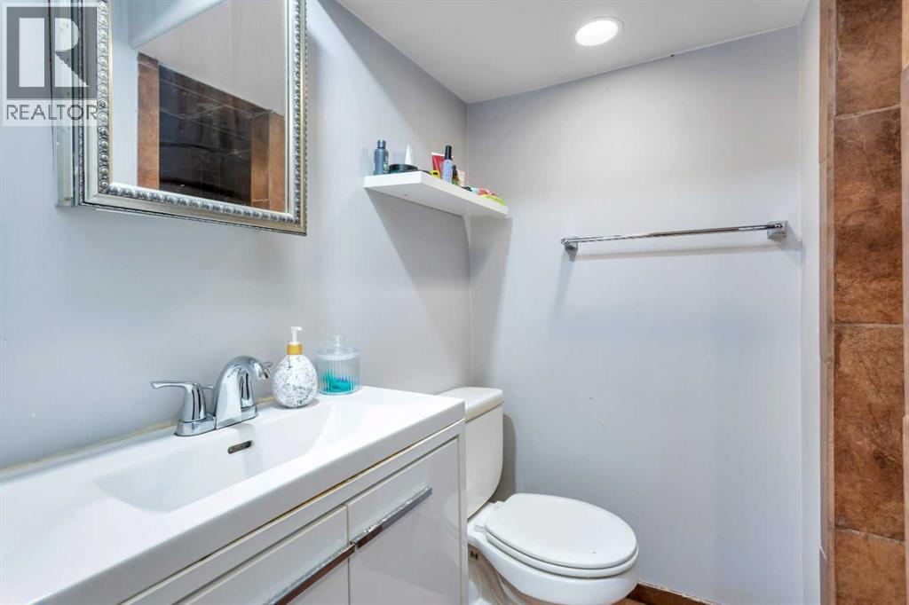 32 Otterbury Avenue - 43