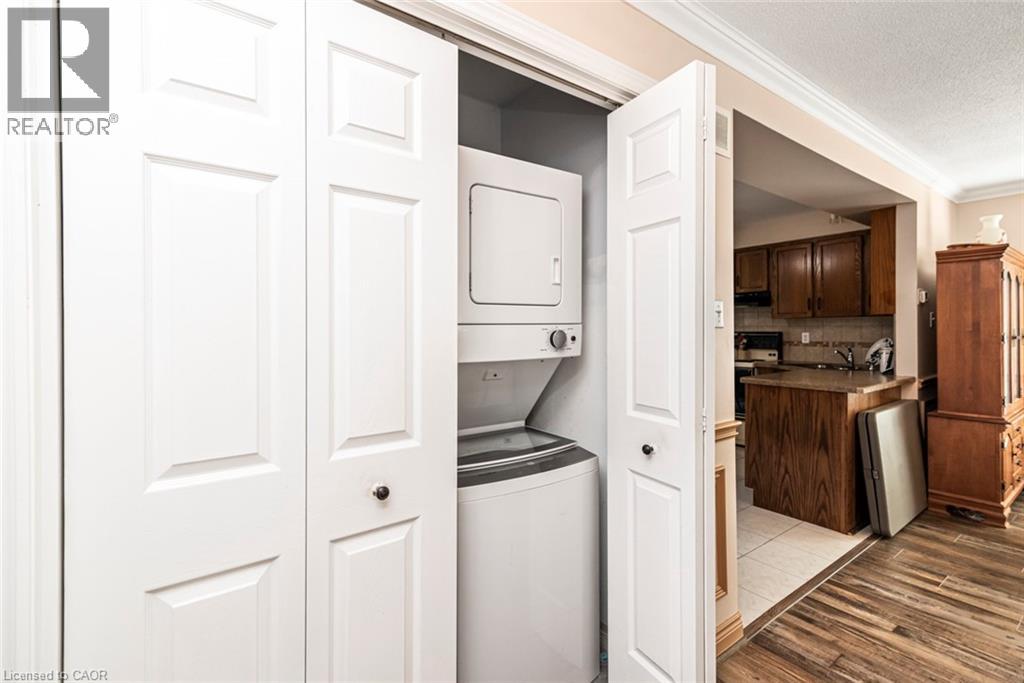 #36 10 WENTWORTH Drive - 14