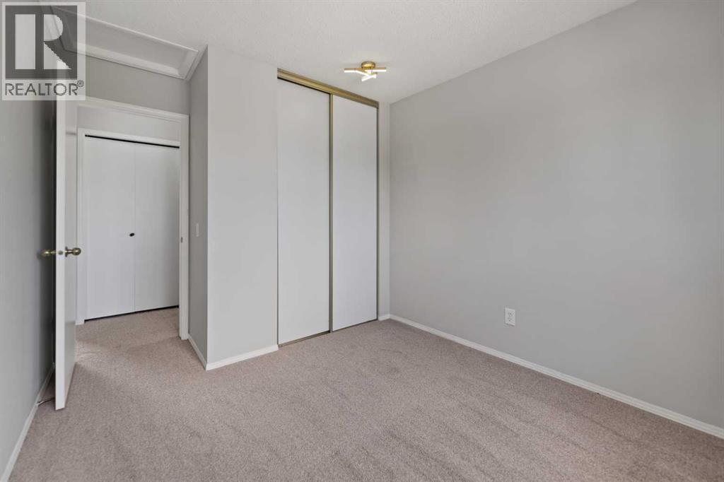 42 River Rock Road SE - 19