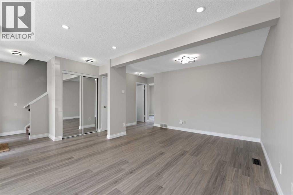 42 River Rock Road SE - 32