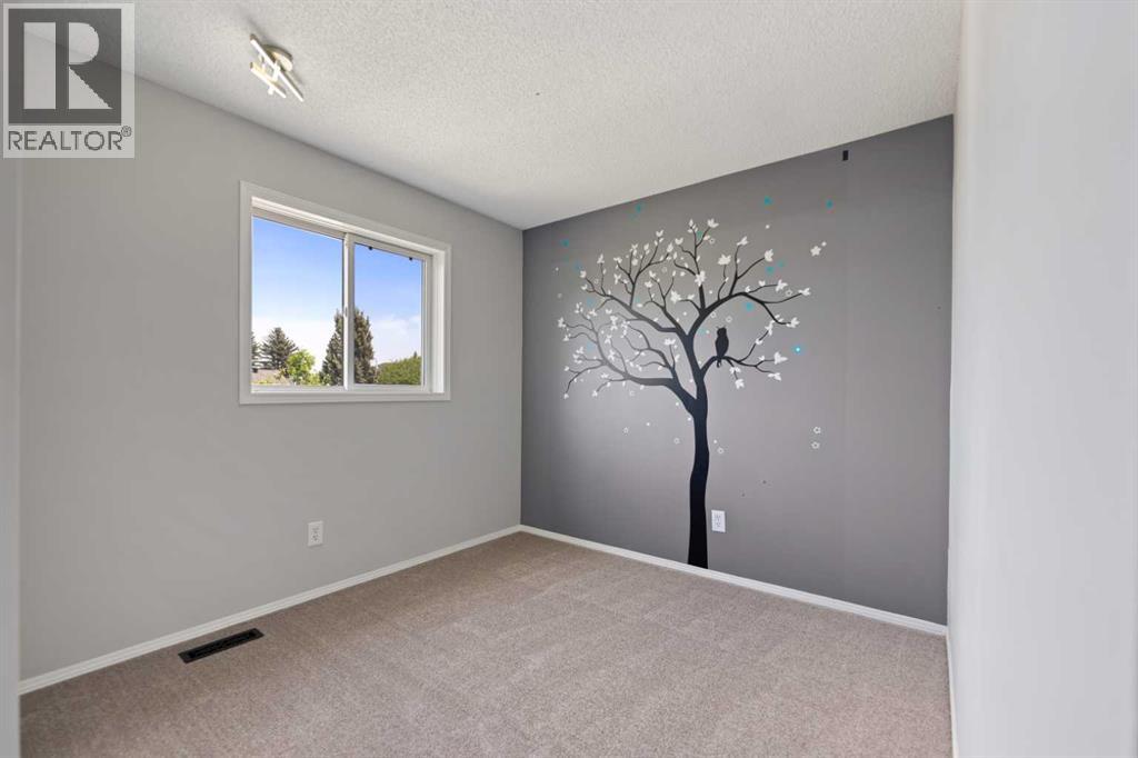 42 River Rock Road SE - 20
