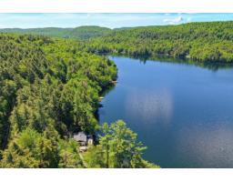 395 Ch. De La Montagne, Val Des Monts, QC J8N1B5 Photo 36