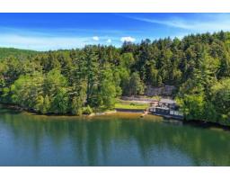 395 Ch. De La Montagne, Val Des Monts, QC J8N1B5 Photo 37