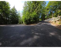 395 Ch. De La Montagne, Val Des Monts, QC J8N1B5 Photo 49
