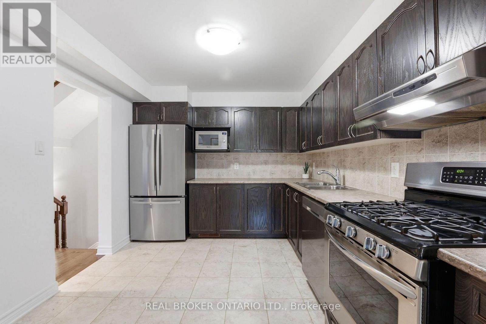 607 PETRICHOR CRESCENT - Image 12