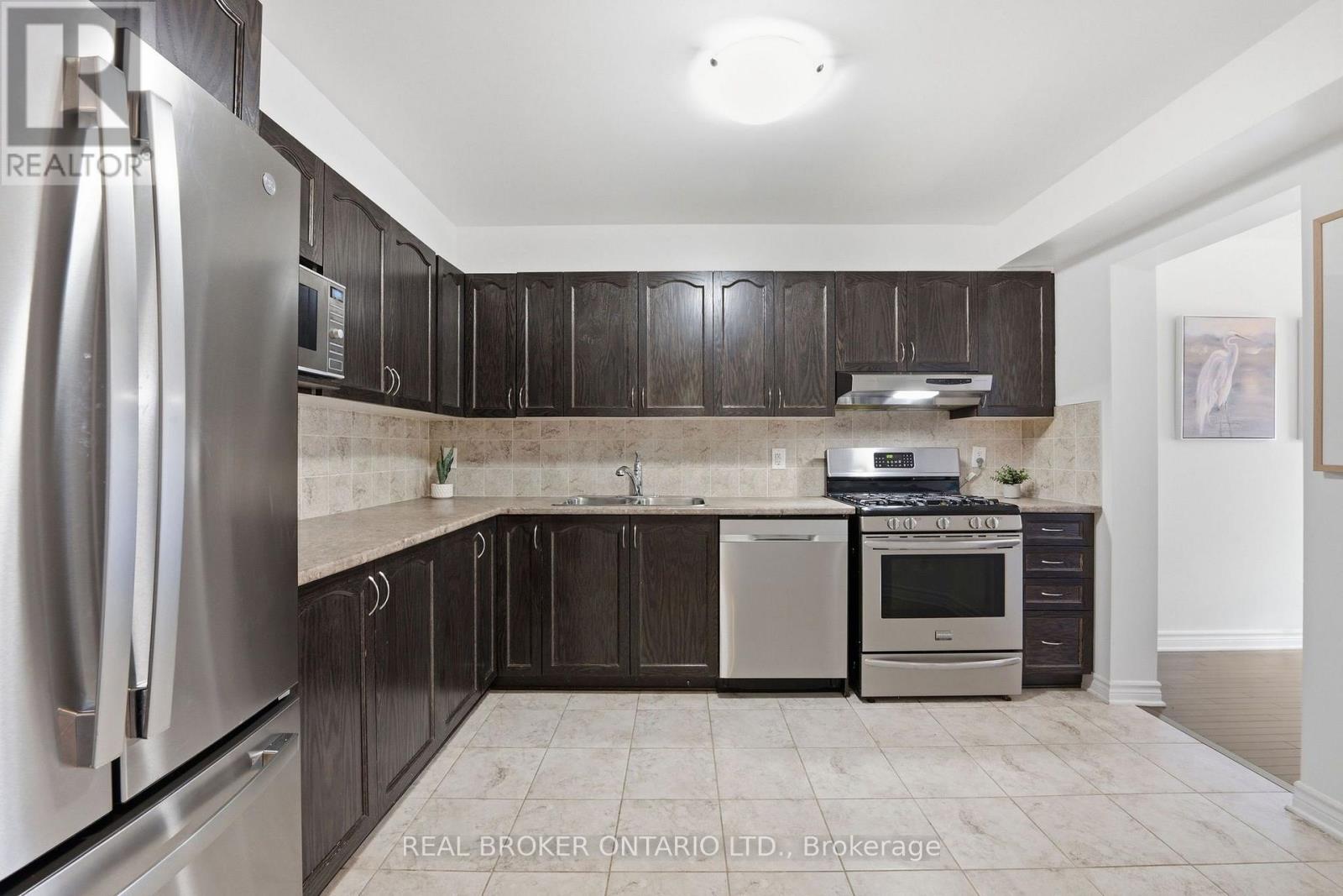 607 PETRICHOR CRESCENT - Image 13