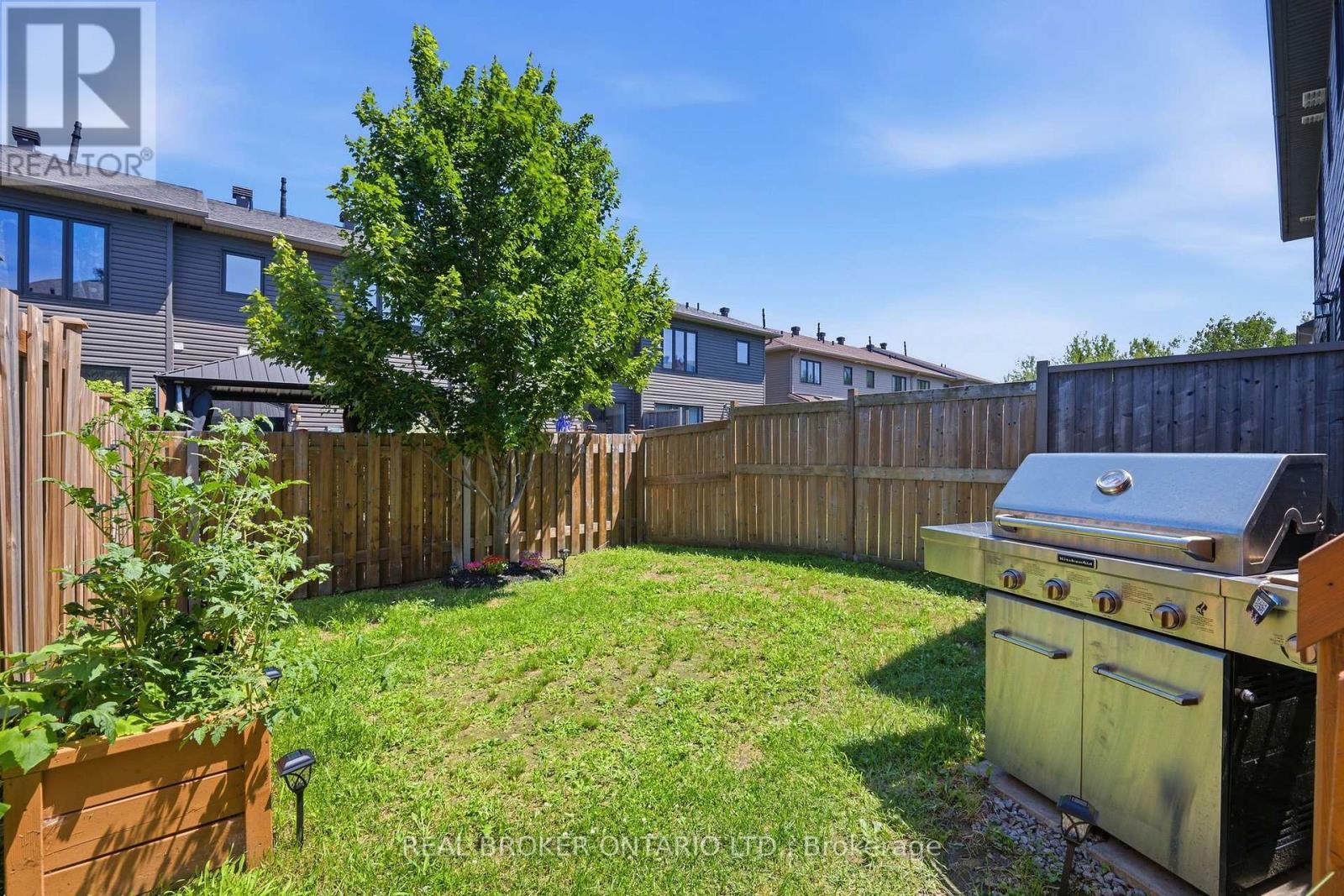 607 PETRICHOR CRESCENT - Image 30