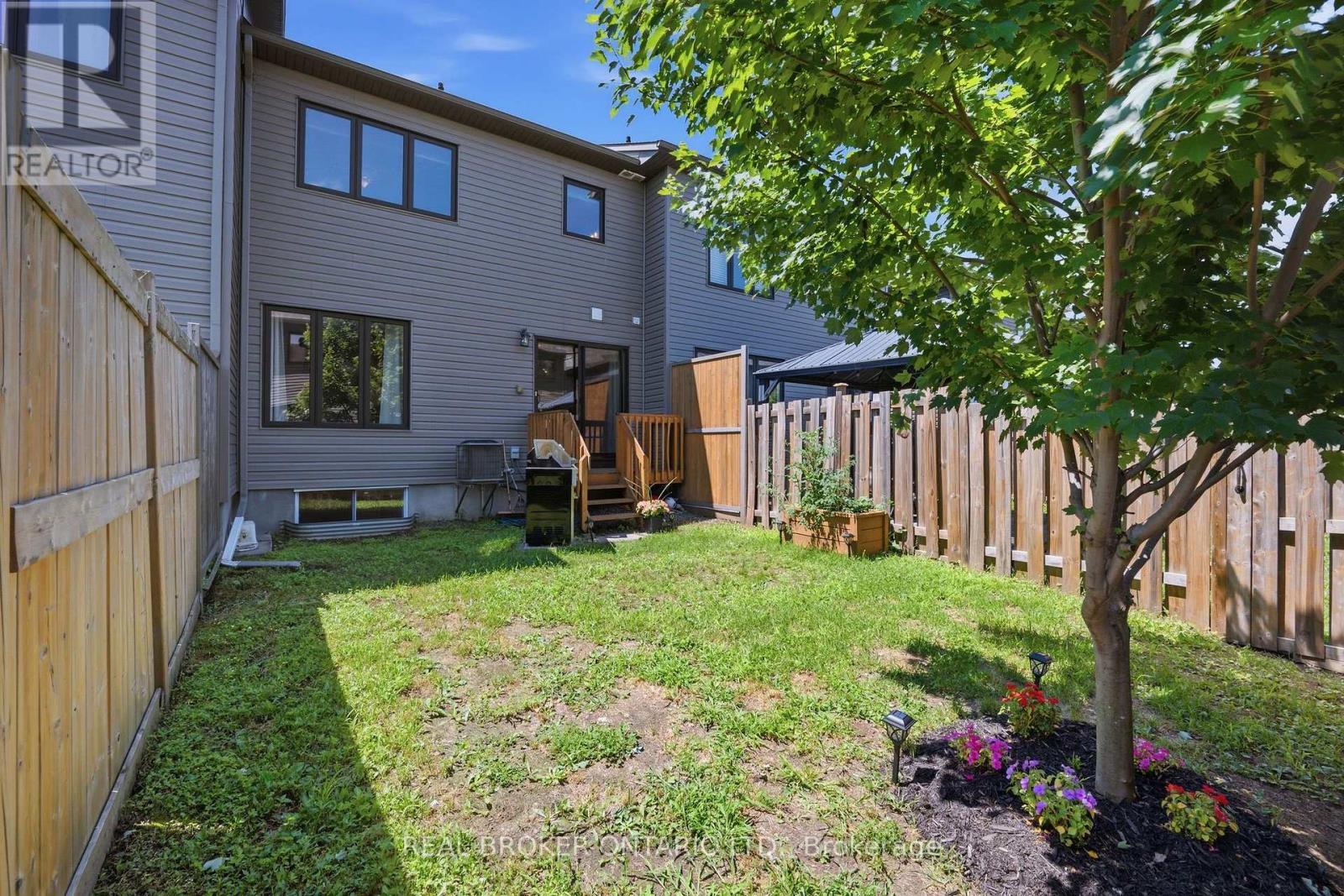 607 PETRICHOR CRESCENT - Image 31