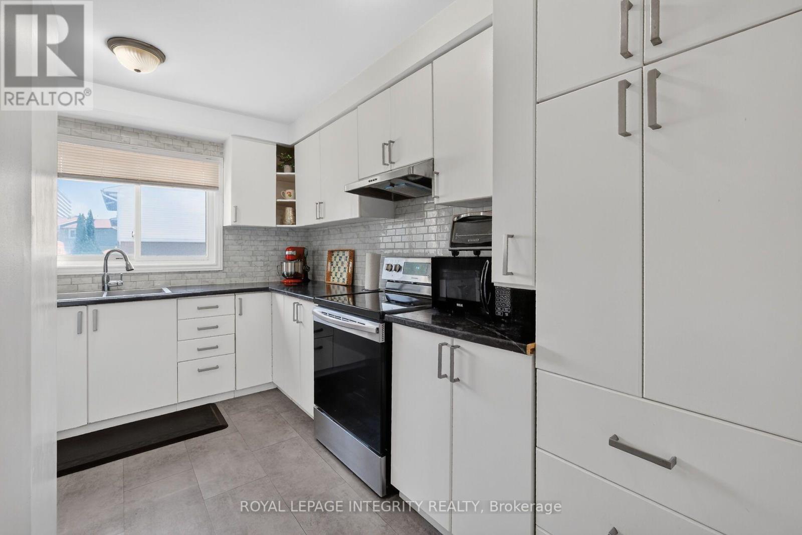 4356 STELLA CRESCENT - Image 13