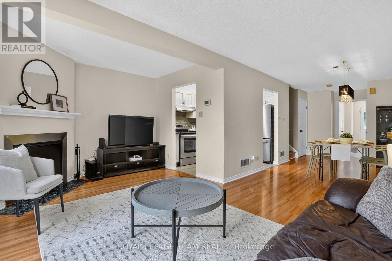 65 WOODPARK WAY - 13