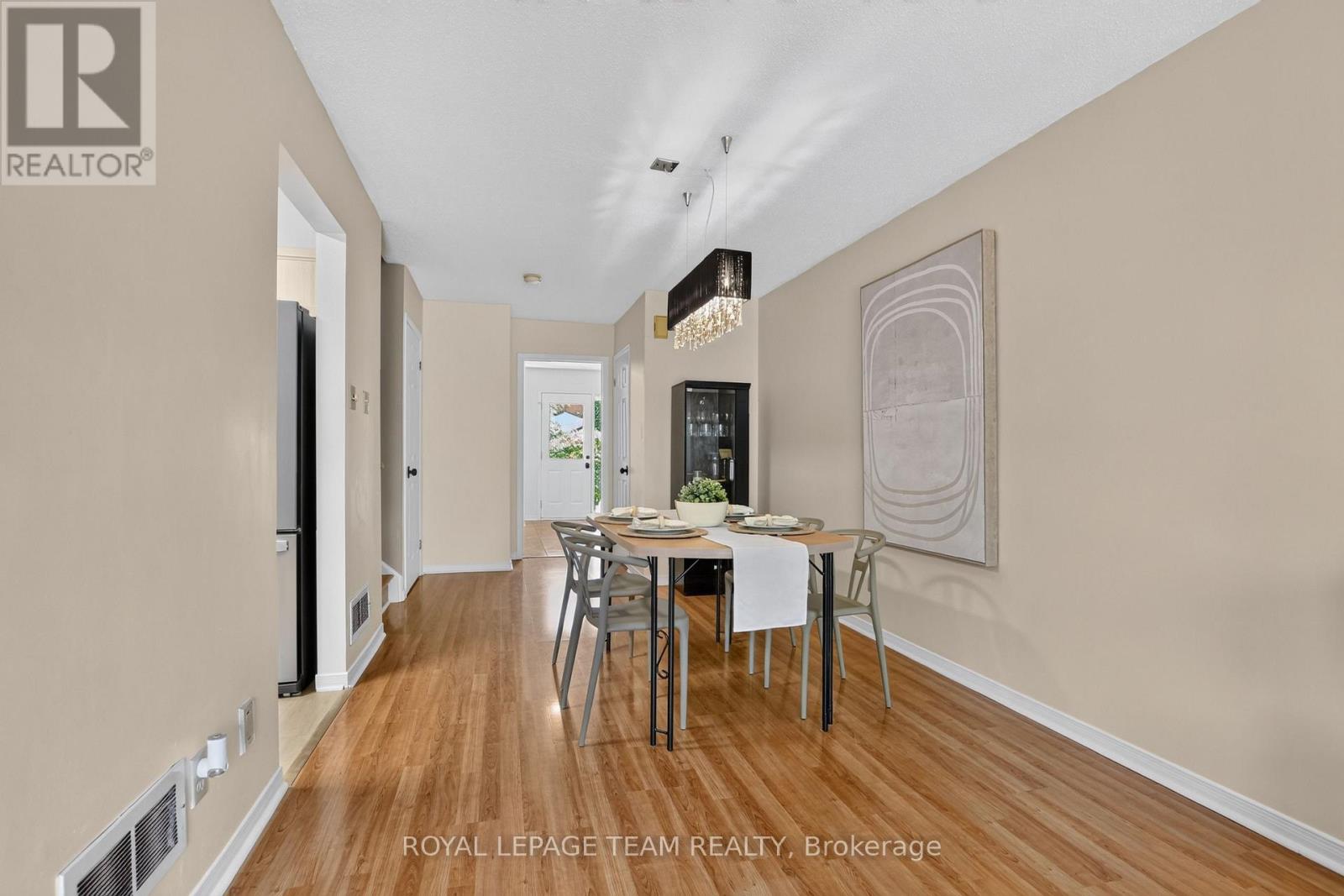 65 WOODPARK WAY - 14