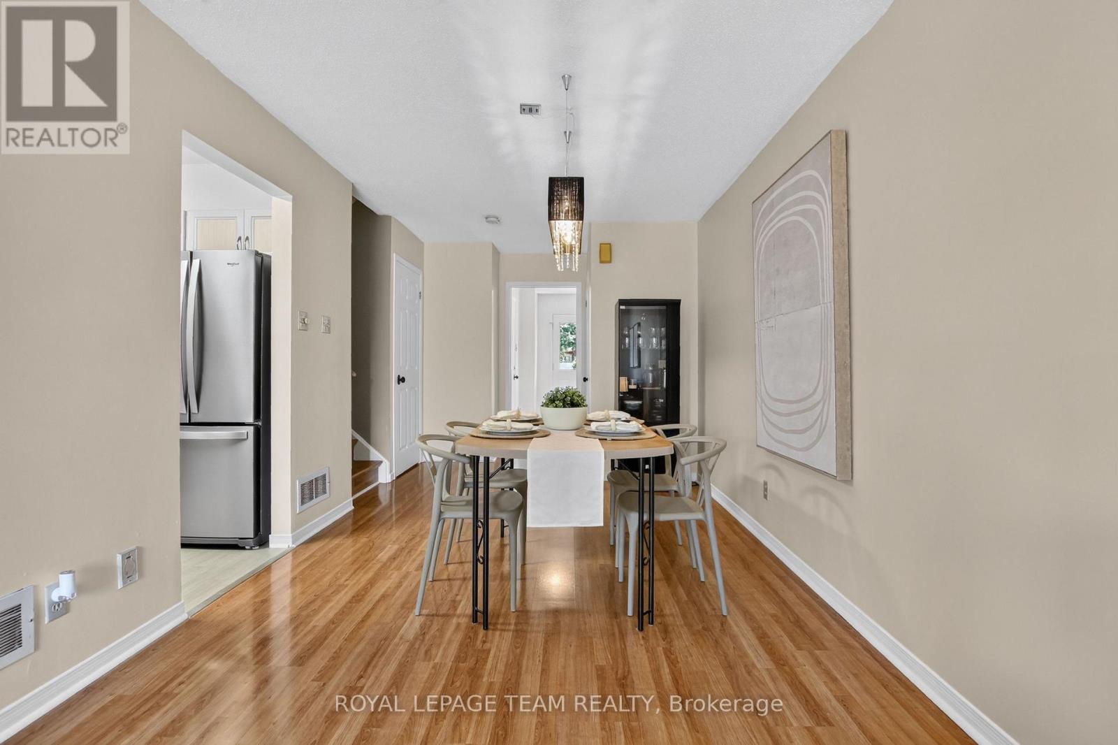 65 WOODPARK WAY - 15