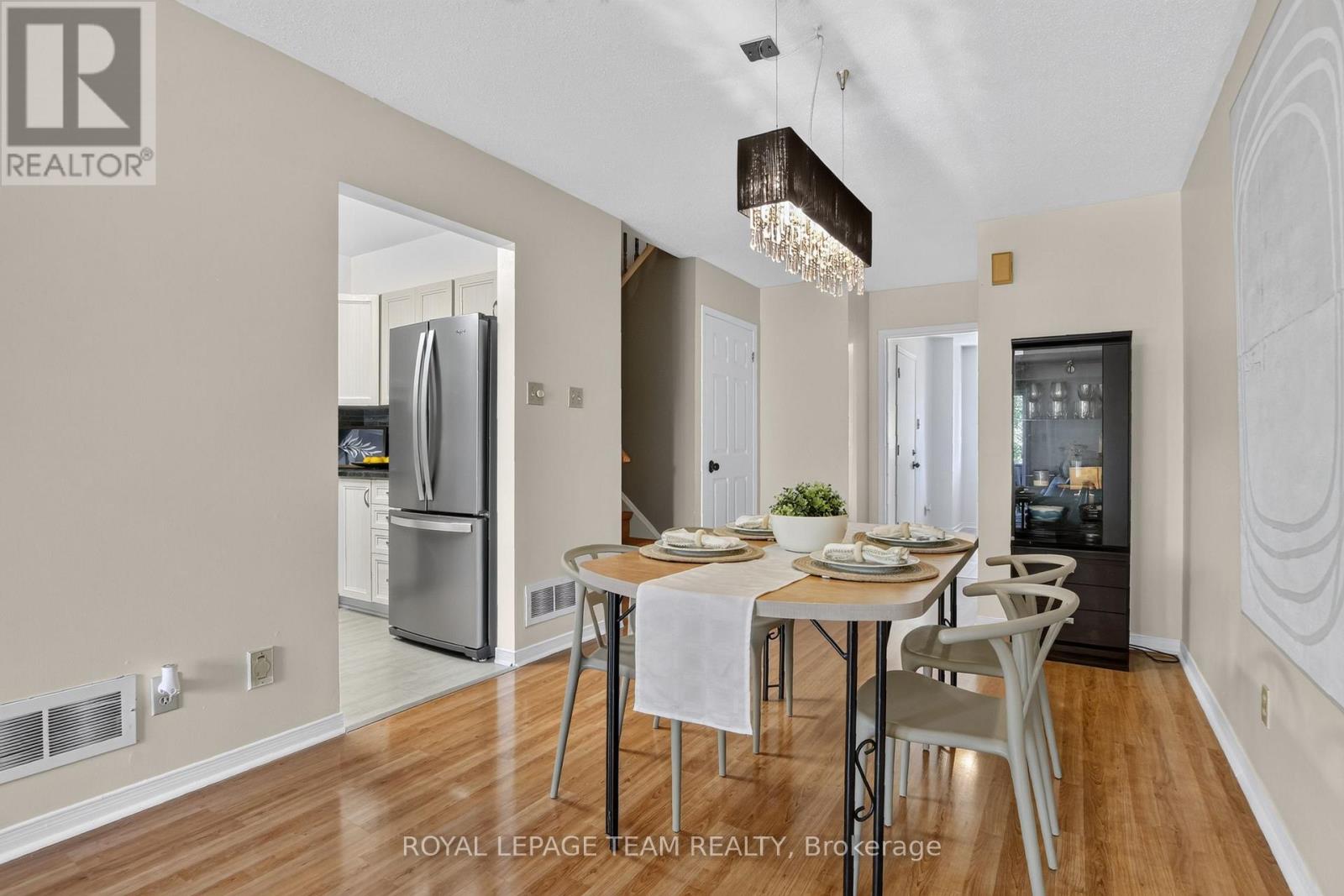 65 WOODPARK WAY - 16