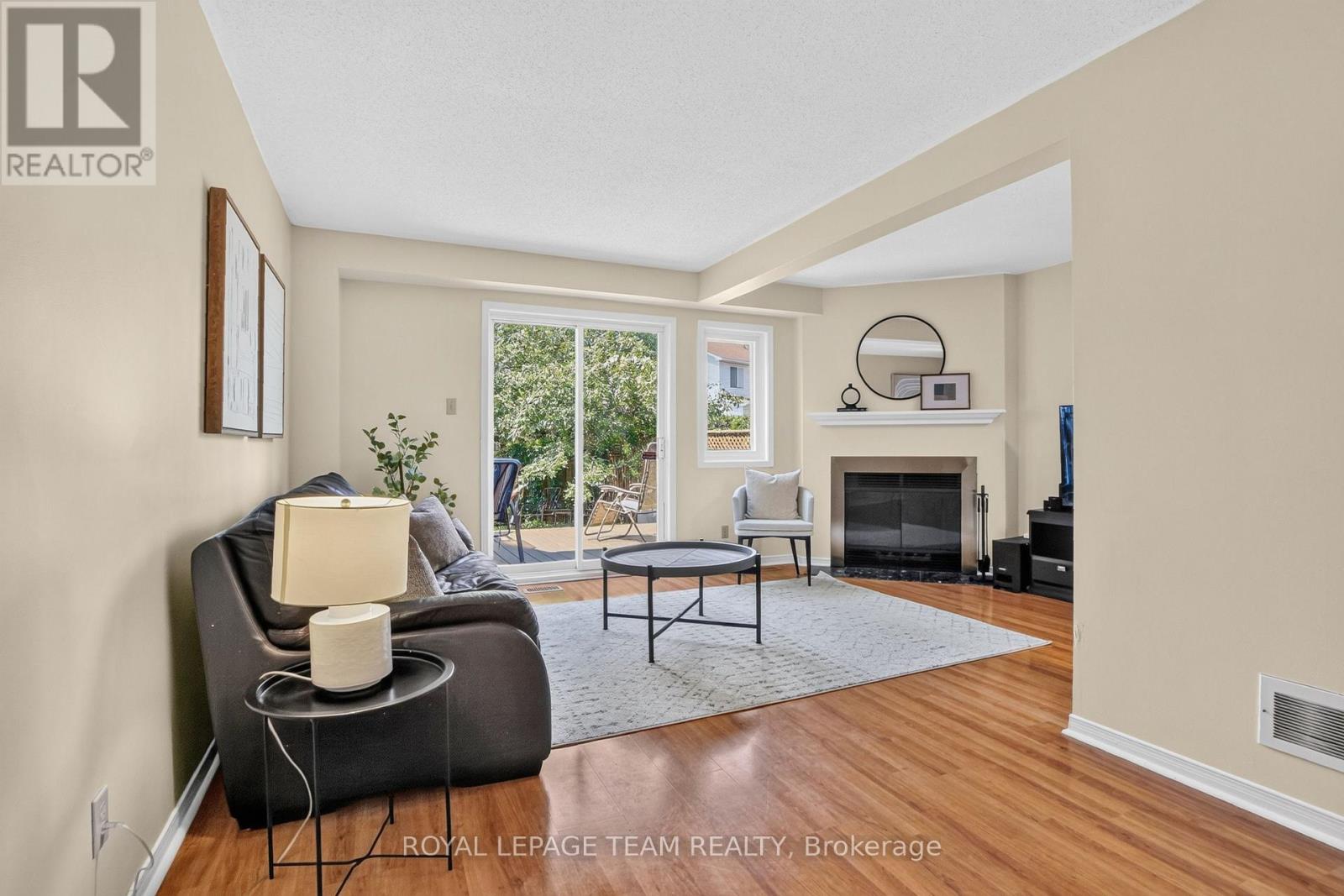 65 WOODPARK WAY - 6