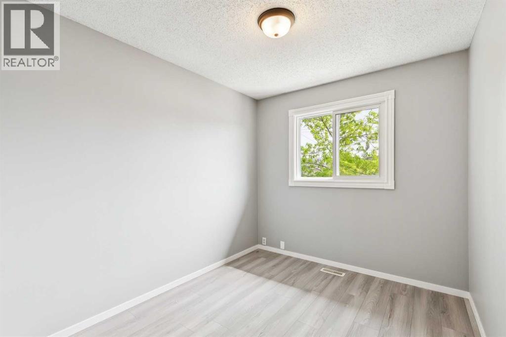 7828 20A Street SE - 13
