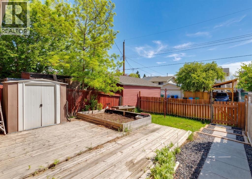 7828 20A Street SE - 23