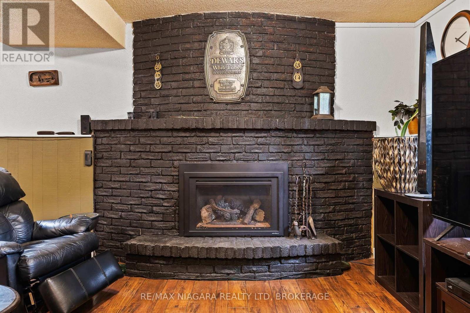 6186 DELTA DRIVE - 15