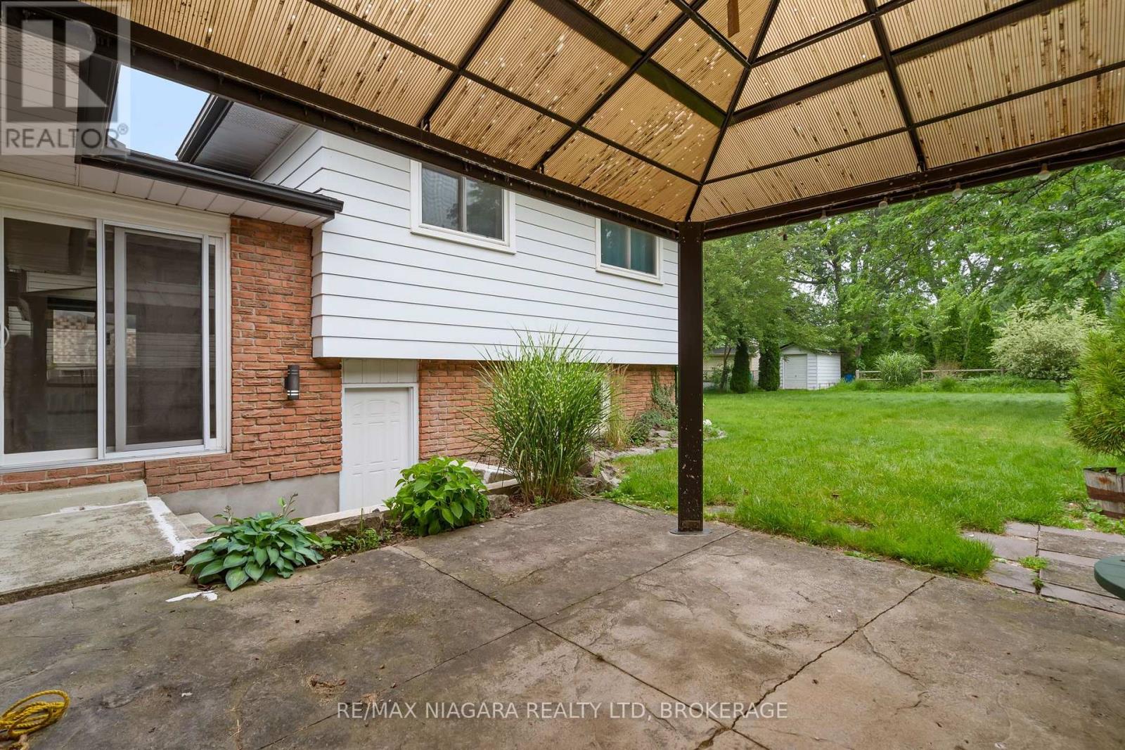6186 DELTA DRIVE - 27