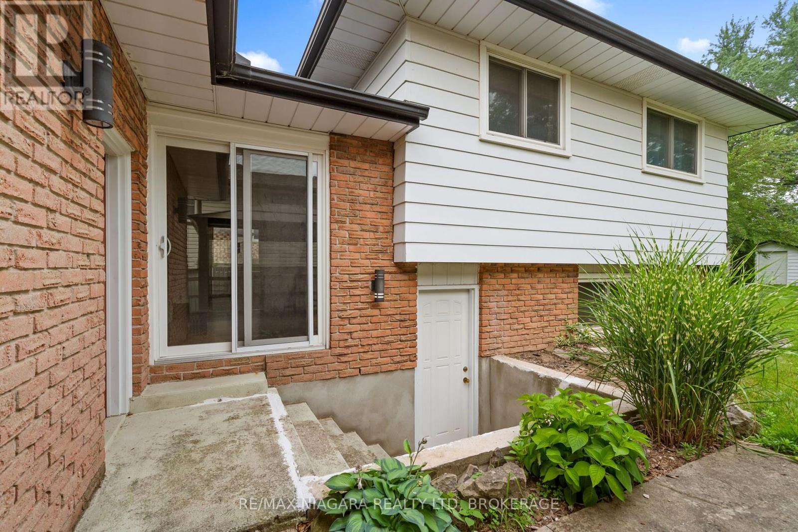 6186 DELTA DRIVE - 28