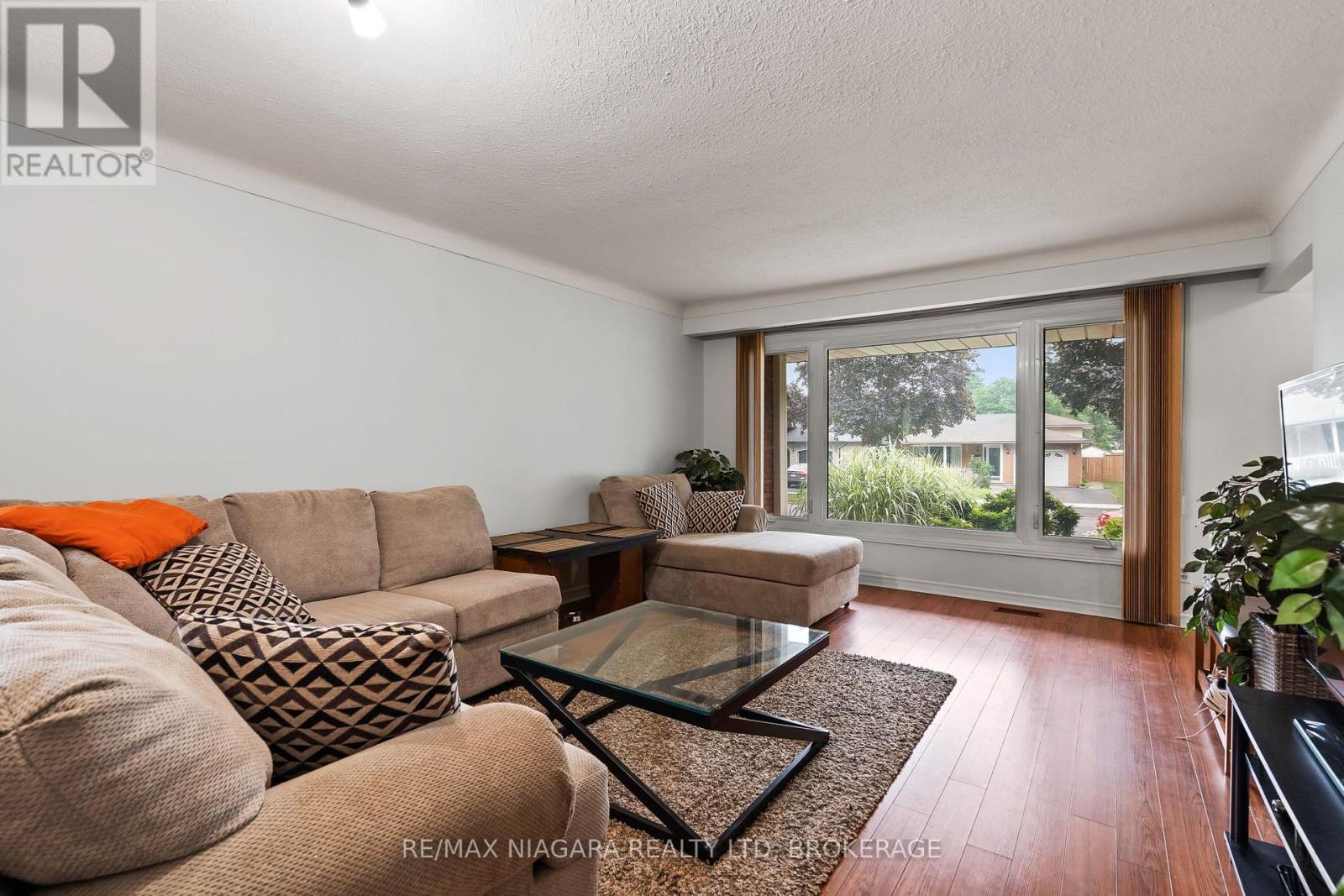 6186 DELTA DRIVE - 5