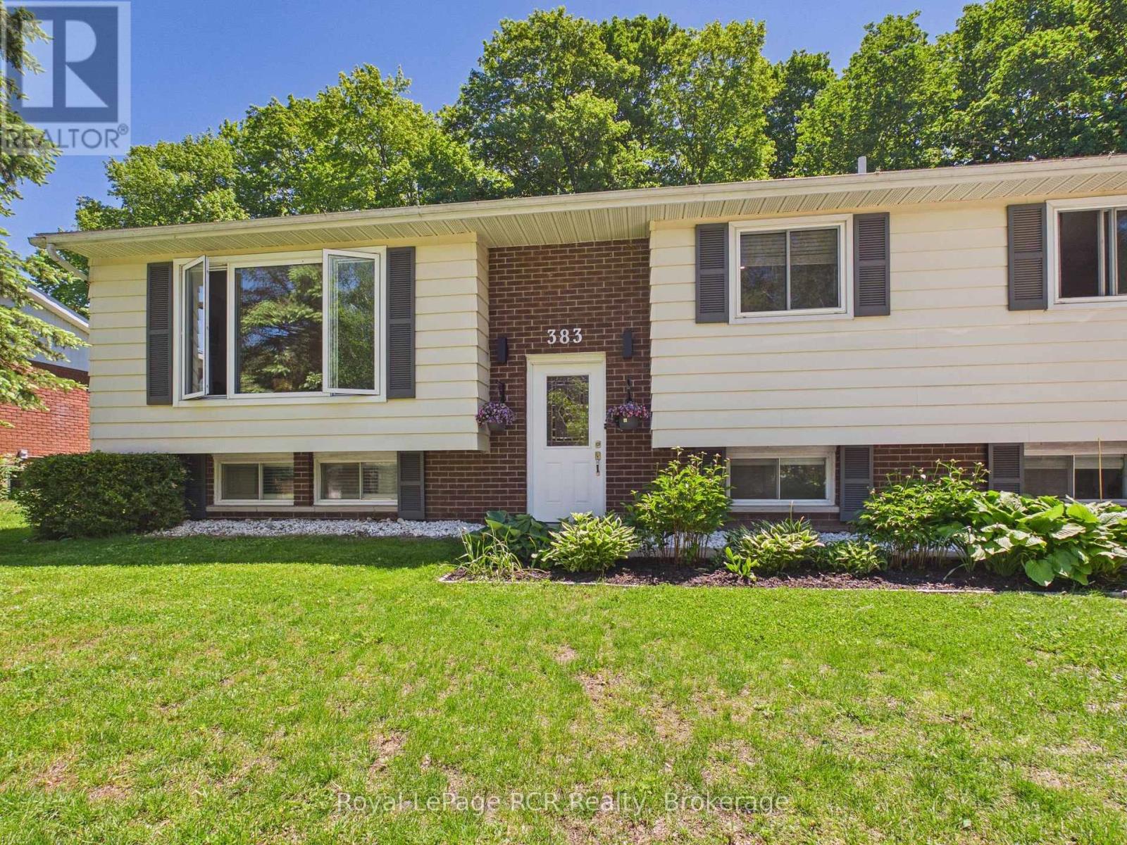 383 WELLINGTON STREET - 2