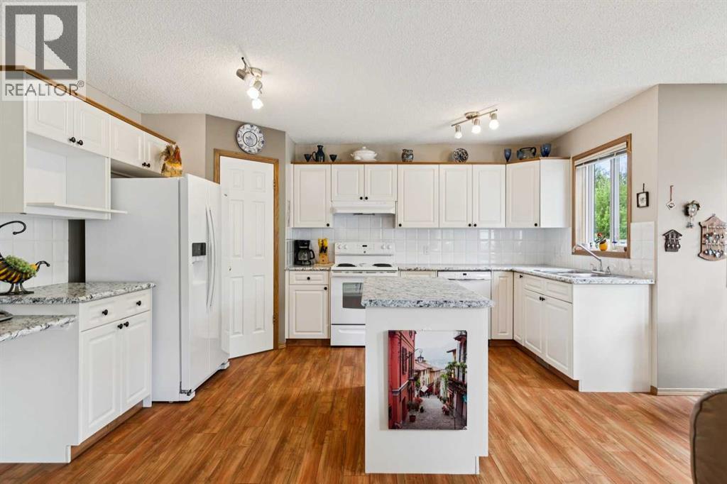 859 Somerset Drive SW - 12