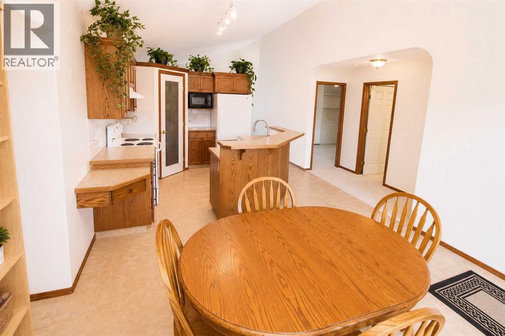 Listing photo – 96 Duckering Close, Red Deer