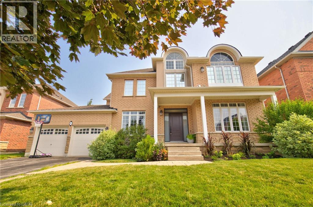 16 WATERCLIFF Place - 1