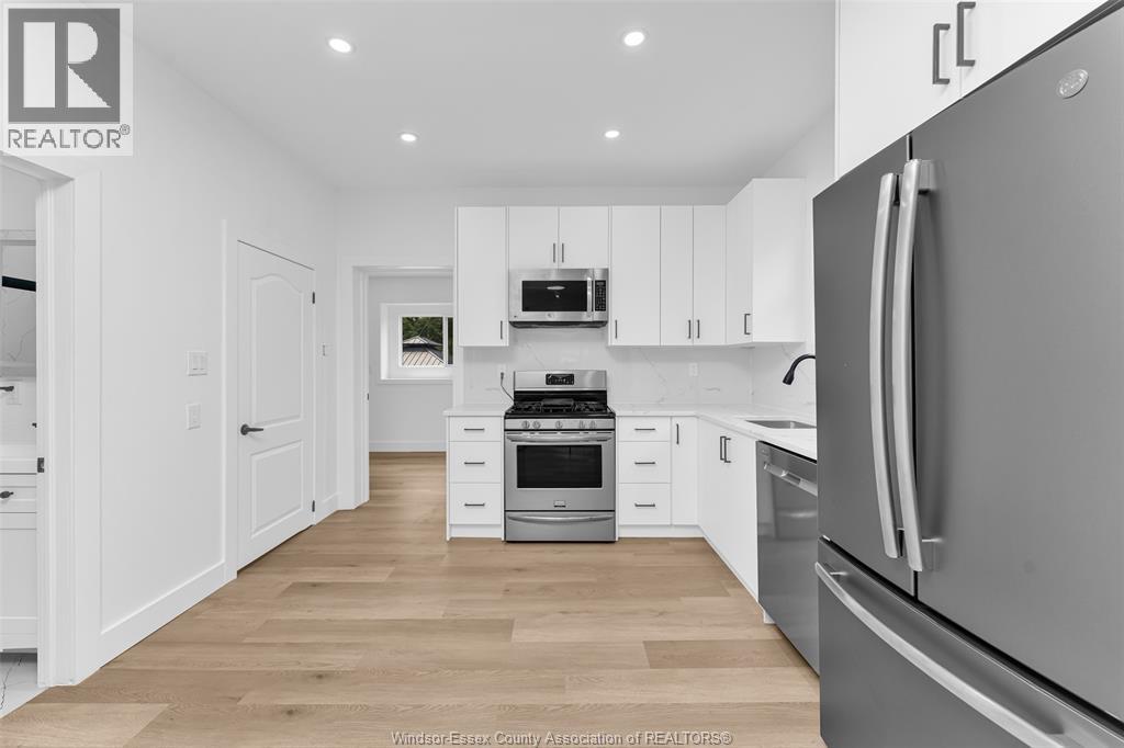 497 MCKAY AVENUE - 11