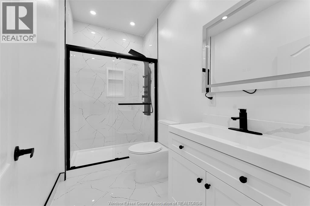 497 MCKAY AVENUE - 15