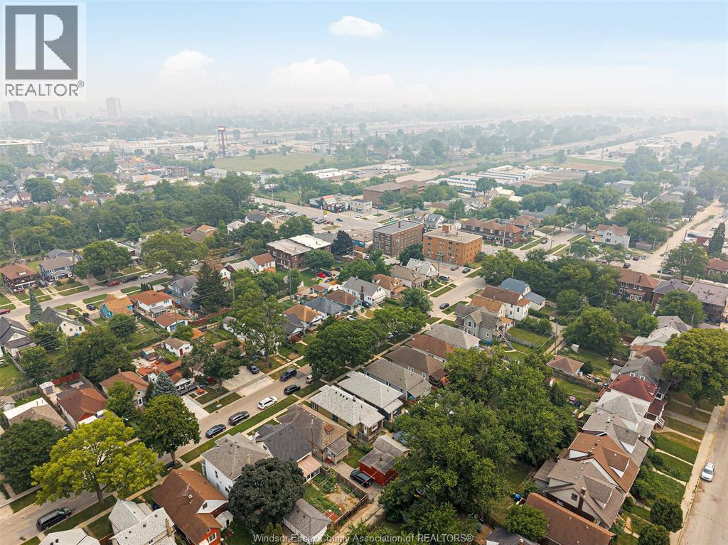 497 MCKAY AVENUE - 36