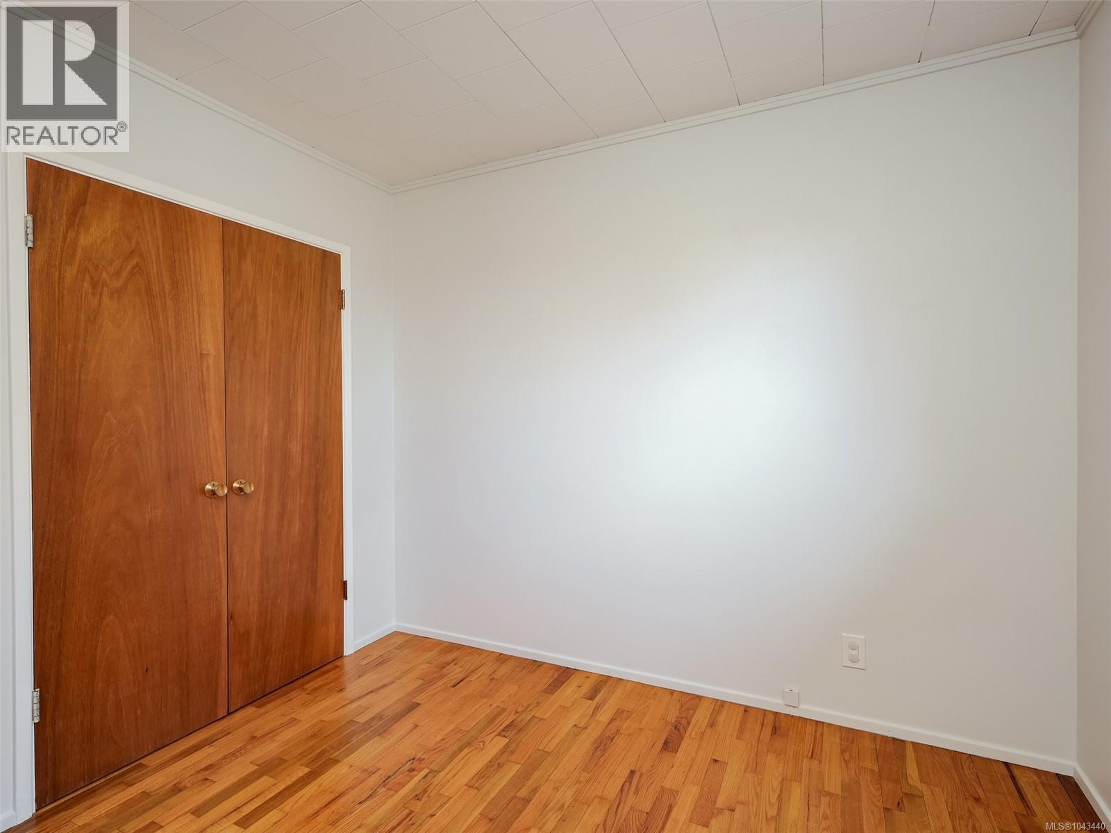 3871 Carey Rd - 15