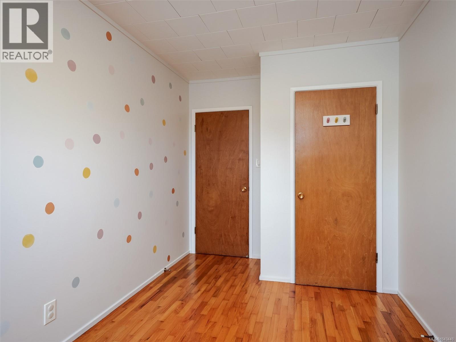 3871 Carey Rd - 21