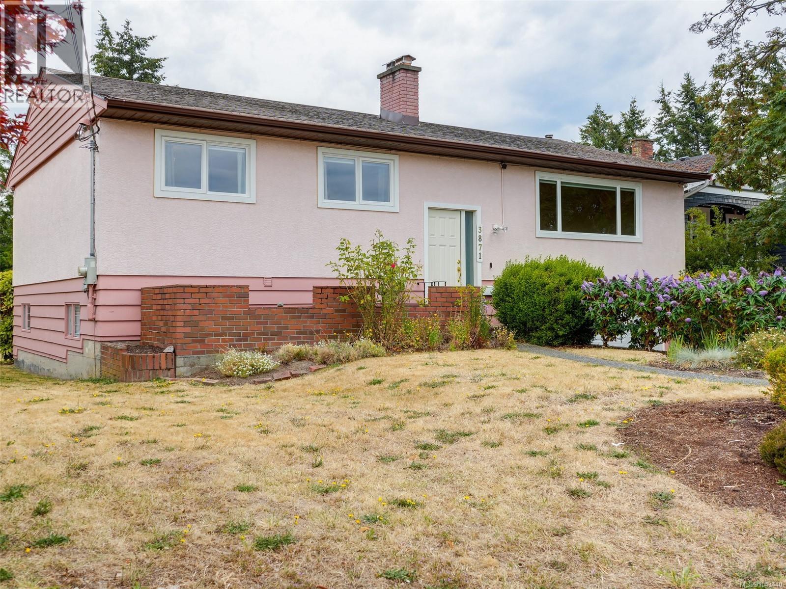 3871 Carey Rd - 28