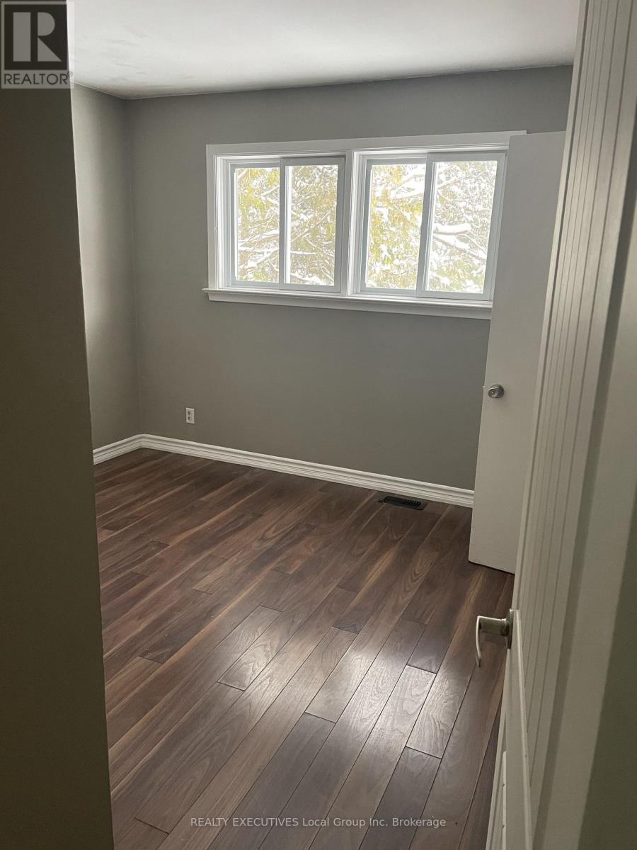 251 CEDAR HEIGHTS ROAD W - 18
