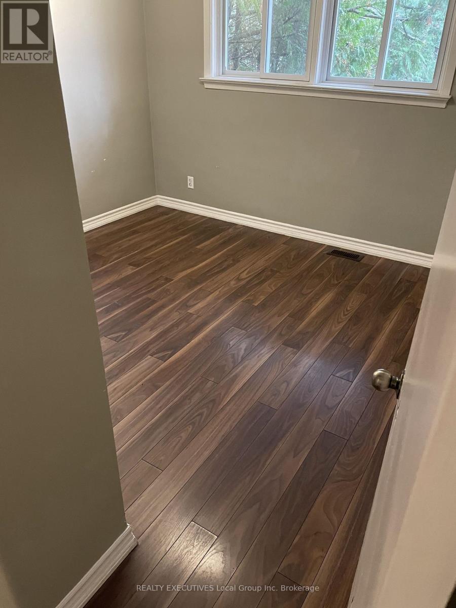 251 CEDAR HEIGHTS ROAD W - 26